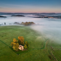 Ráno nad Laudonovou kaplí